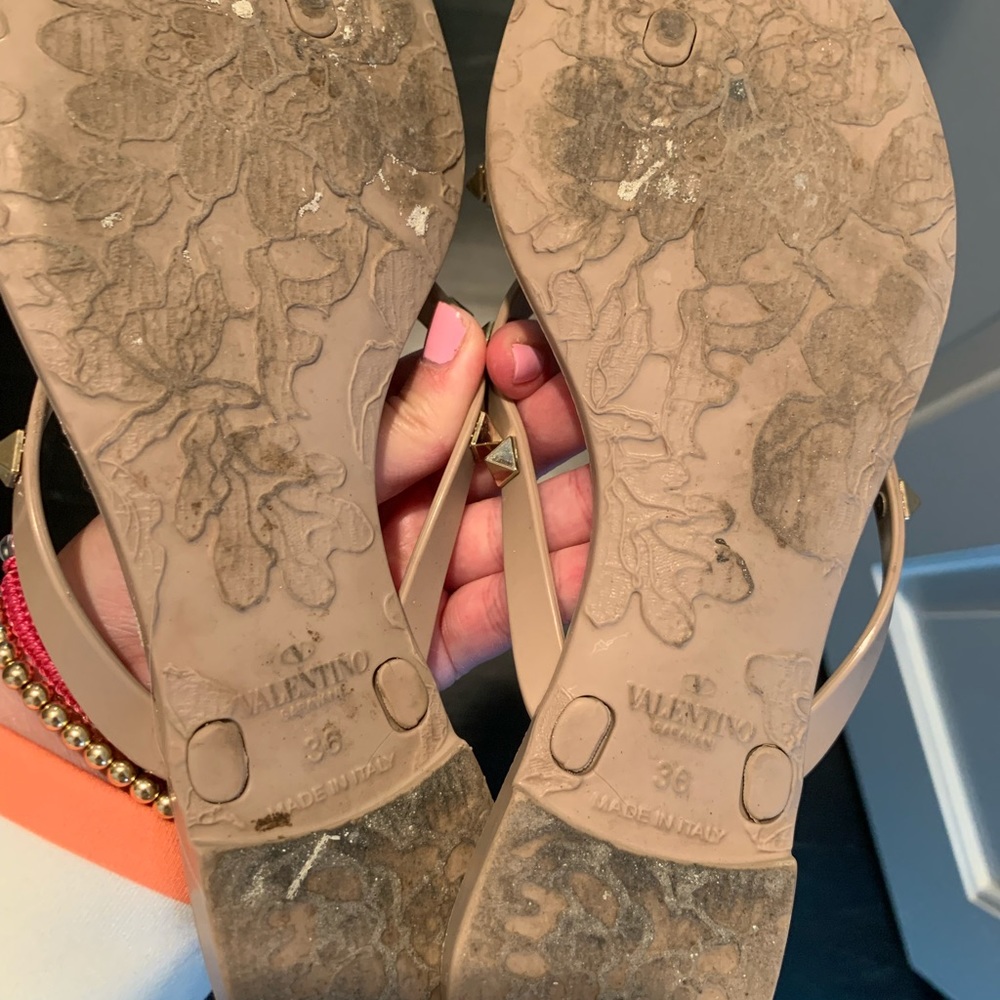 rockstud jelly sandals